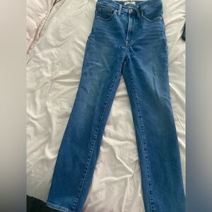 Madewell Jeans size 2 “The perfect vintage jean” is the style